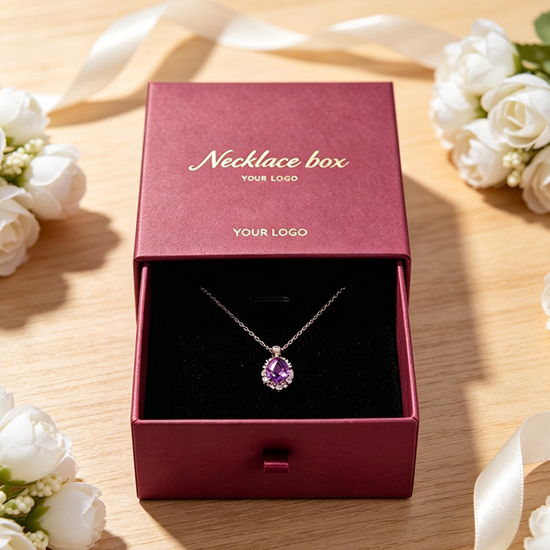 Luxury Necklace Gift Box Magnetic Closure Custom Logo Packaging
